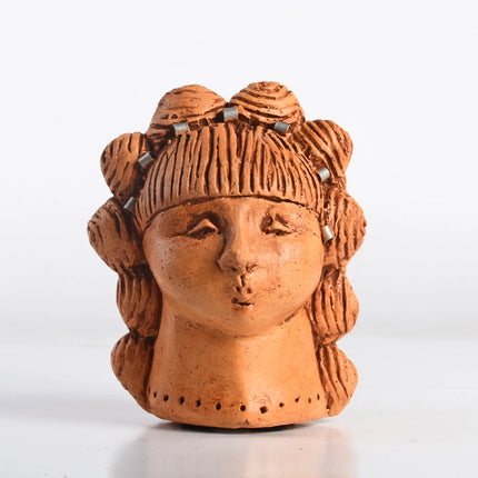 Head - Elisa Pena